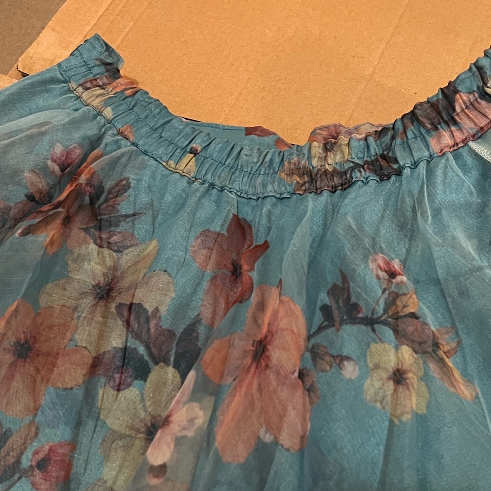 Dusty Blue Floral Organza Lehenga w/o Blouse - Picture 4 of 5